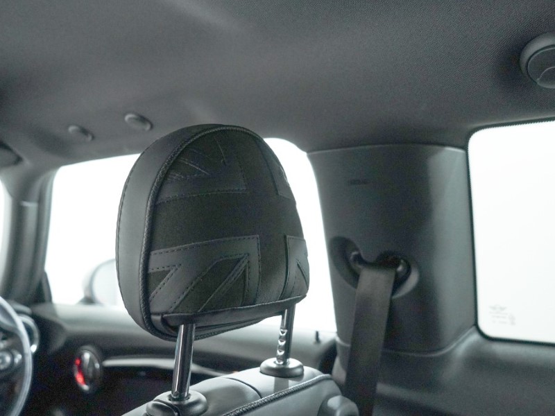 2017 (17) MINI HATCHBACK 2.0 John Cooper Works 3dr Auto 5053739