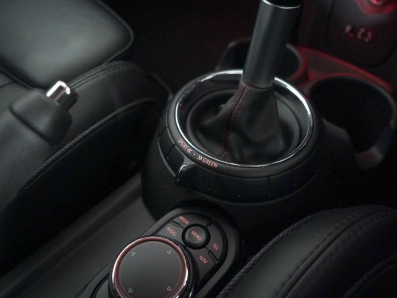 2017 (17) MINI HATCHBACK 2.0 John Cooper Works 3dr Auto 5053757