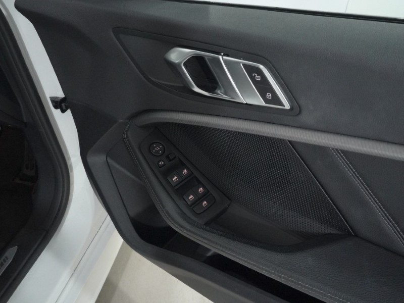 2020 (20) BMW 1 SERIES 120d xDrive M Sport 5dr Step Auto 5055017