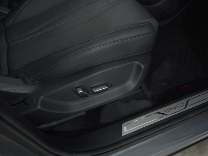 2025 (25) BYD SEAL U 1.5 DM-i Boost 5dr Auto 5080579