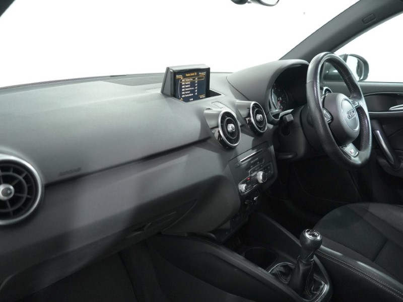 2016 (16) AUDI A1 1.4 TFSI S Line 5dr 5056865