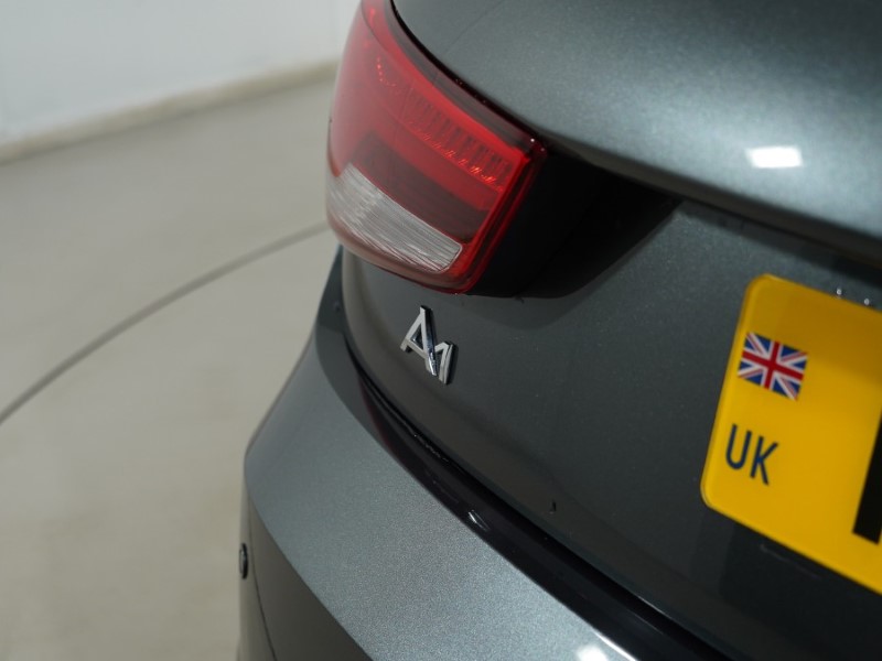 2016 (16) AUDI A1 1.4 TFSI S Line 5dr 5056863