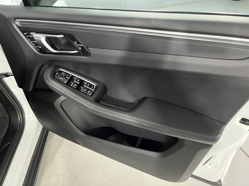 2020 (20) PORSCHE MACAN 5dr PDK 5052018