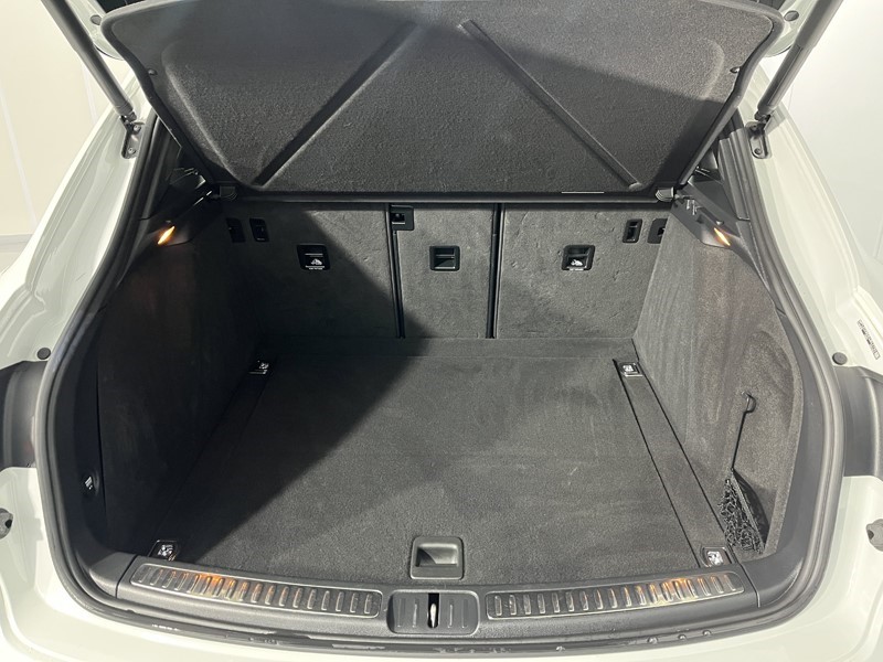 2020 (20) PORSCHE MACAN 5dr PDK 5052010