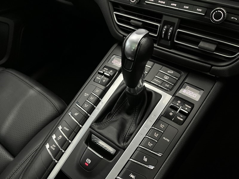 2020 (20) PORSCHE MACAN 5dr PDK 5052007