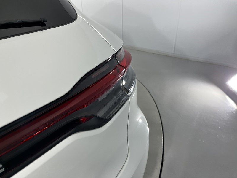 2020 (20) PORSCHE MACAN 5dr PDK 5052040