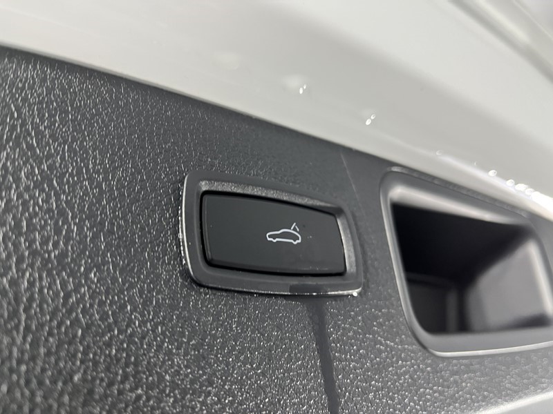 2020 (20) PORSCHE MACAN 5dr PDK 5052043