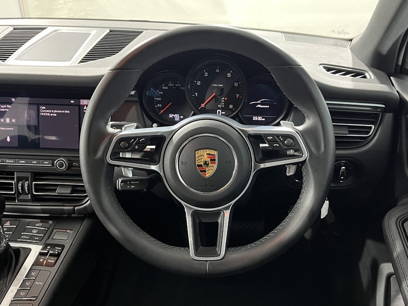2020 (20) PORSCHE MACAN 5dr PDK 5052002