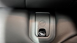 2020 (20) PORSCHE MACAN 5dr PDK 5052034