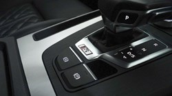 2020 (69) AUDI Q5 S TDI Quattro 5dr Tiptronic 5057679