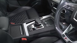 2020 (69) AUDI Q5 S TDI Quattro 5dr Tiptronic 5057654