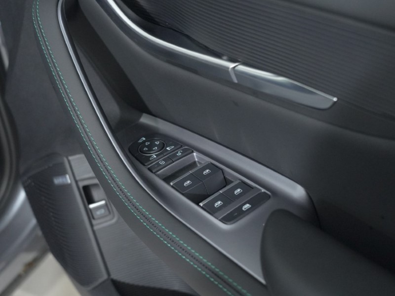 2025 (25) BYD SEAL U 1.5 DM-i Comfort 5dr Auto 5113732