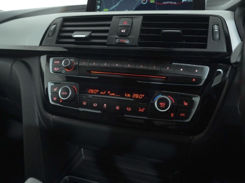 2018 (68) BMW 4 SERIES 420i M Sport 5dr Auto [Professional Media] 5064978