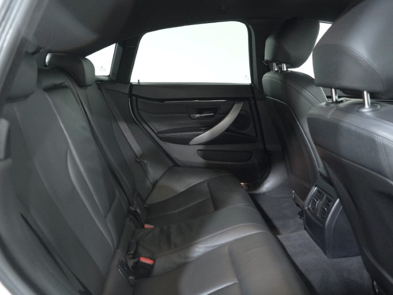 2018 (68) BMW 4 SERIES 420i M Sport 5dr Auto [Professional Media] 5064966