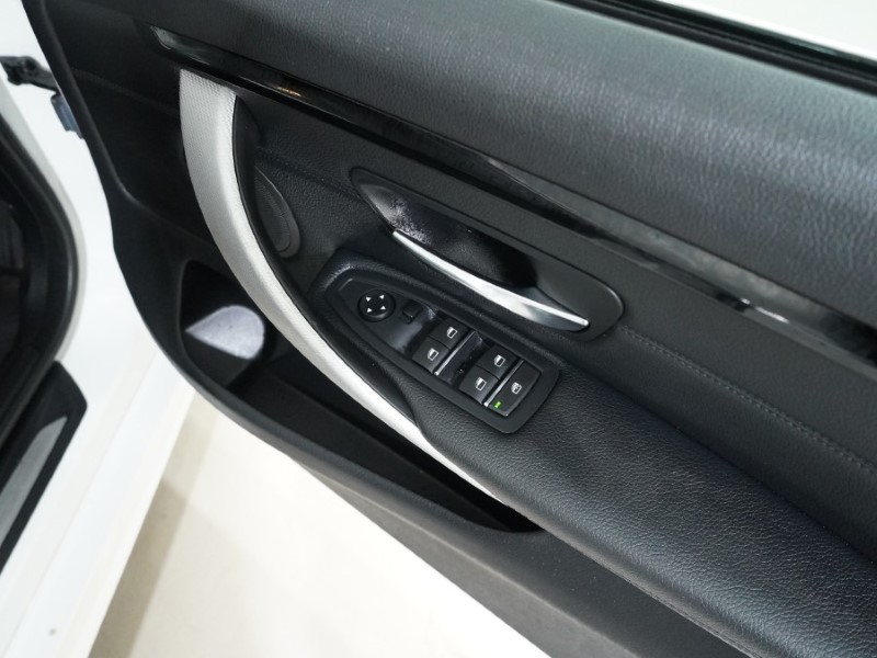 2018 (68) BMW 4 SERIES 420i M Sport 5dr Auto [Professional Media] 5064969