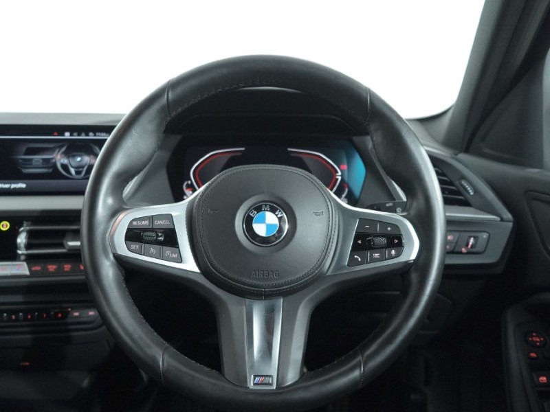2021 (21) BMW 1 SERIES 118i [136] M Sport 5dr Step Auto 5092527