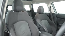 2017 (17) MINI CLUBMAN 1.5 Cooper 6dr Auto 5098724