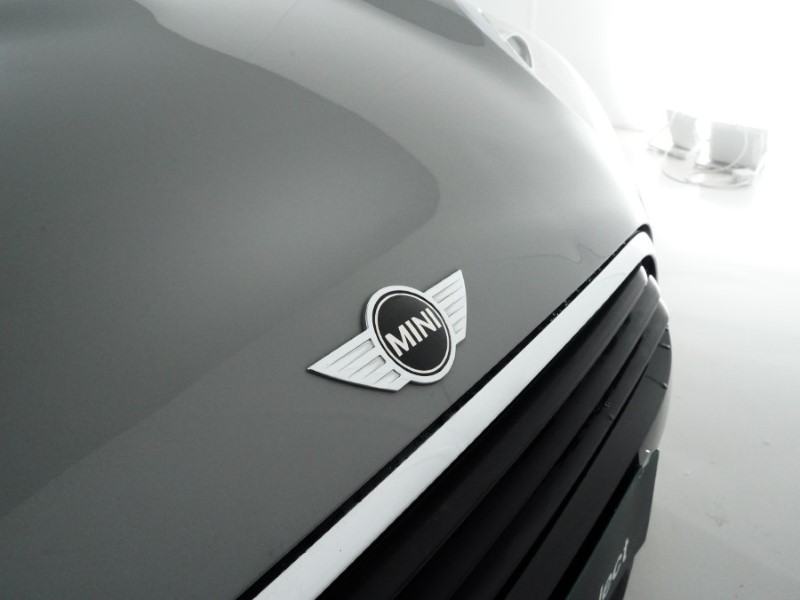 2017 (17) MINI CLUBMAN 1.5 Cooper 6dr Auto 5098727