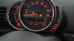 2017 (17) MINI CLUBMAN 1.5 Cooper 6dr Auto 5098748