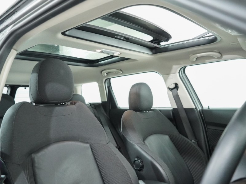 2017 (17) MINI CLUBMAN 1.5 Cooper 6dr Auto 5098725