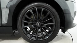 2017 (17) MINI CLUBMAN 1.5 Cooper 6dr Auto 5098726