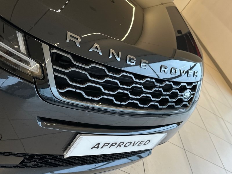 2023 (23) LAND ROVER RANGE ROVER EVOQUE 2.0 D200 R-Dynamic HSE 5dr Auto 4988928