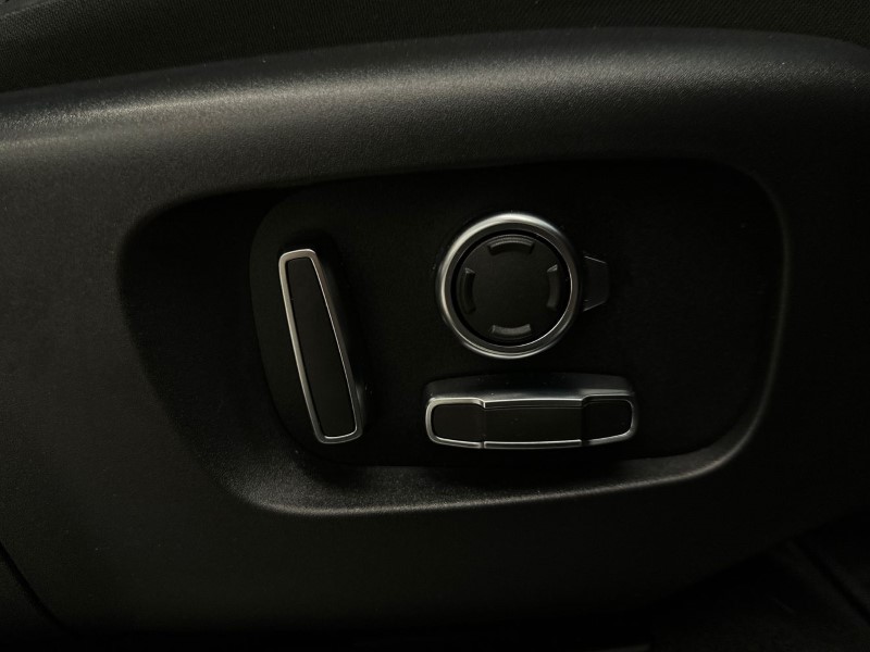 2023 (23) LAND ROVER RANGE ROVER EVOQUE 2.0 D200 R-Dynamic HSE 5dr Auto 4988908