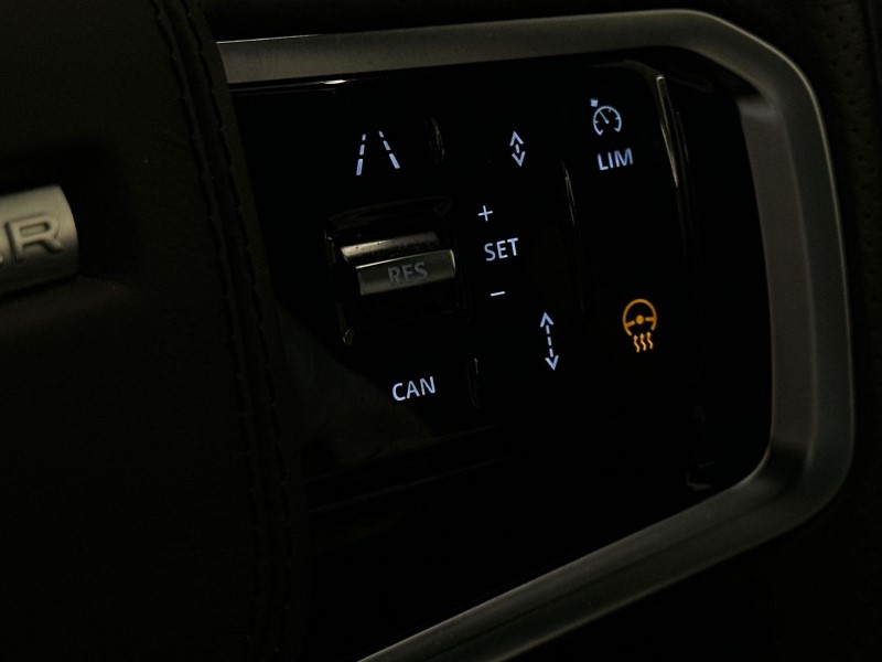 2023 (23) LAND ROVER RANGE ROVER EVOQUE 2.0 D200 R-Dynamic HSE 5dr Auto 4988911