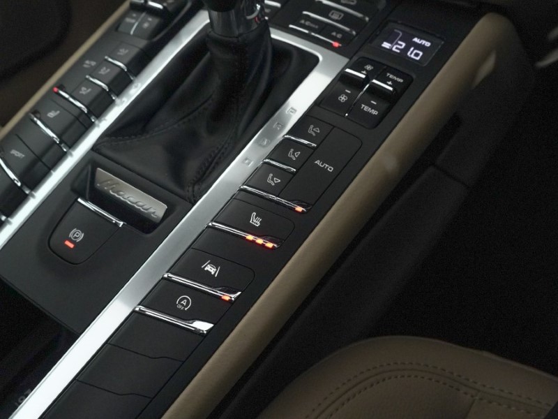 2020 (20) PORSCHE MACAN S 5dr PDK 5093805