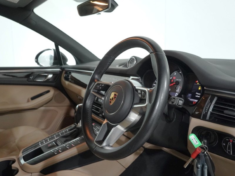 2020 (20) PORSCHE MACAN S 5dr PDK 5093789