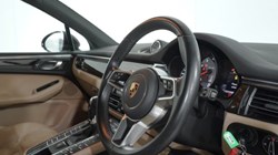 2020 (20) PORSCHE MACAN S 5dr PDK 5093789