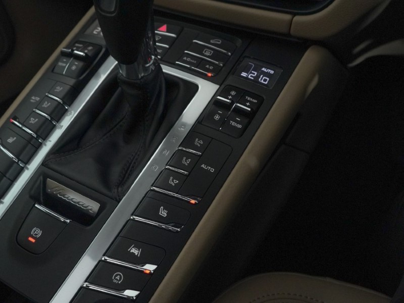 2020 (20) PORSCHE MACAN S 5dr PDK 5093804