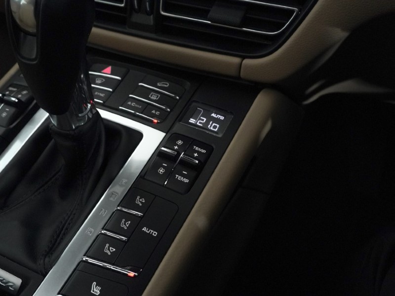 2020 (20) PORSCHE MACAN S 5dr PDK 5093803