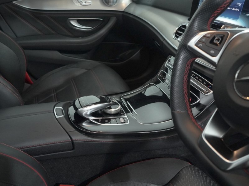 2017 (67) MERCEDES-BENZ E CLASS E43 4Matic Premium Plus 4dr 9G-Tronic 5097268