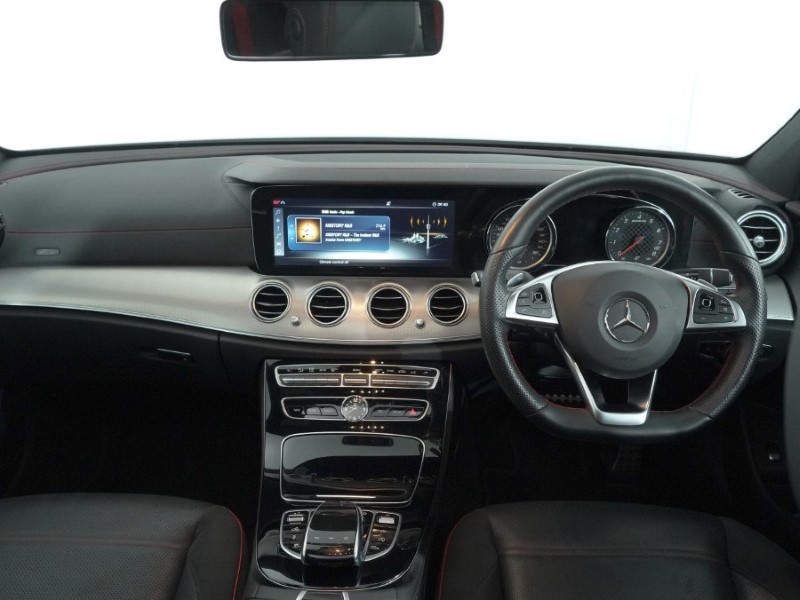 2017 (67) MERCEDES-BENZ E CLASS E43 4Matic Premium Plus 4dr 9G-Tronic 5097250