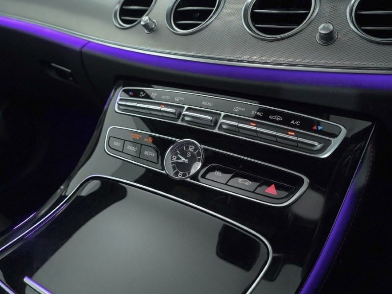 2017 (67) MERCEDES-BENZ E CLASS E43 4Matic Premium Plus 4dr 9G-Tronic 5097277