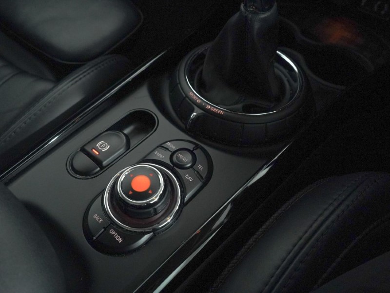 2017 (17) MINI CLUBMAN 2.0 Cooper S ALL4 6dr [Chili Pack] 5100380