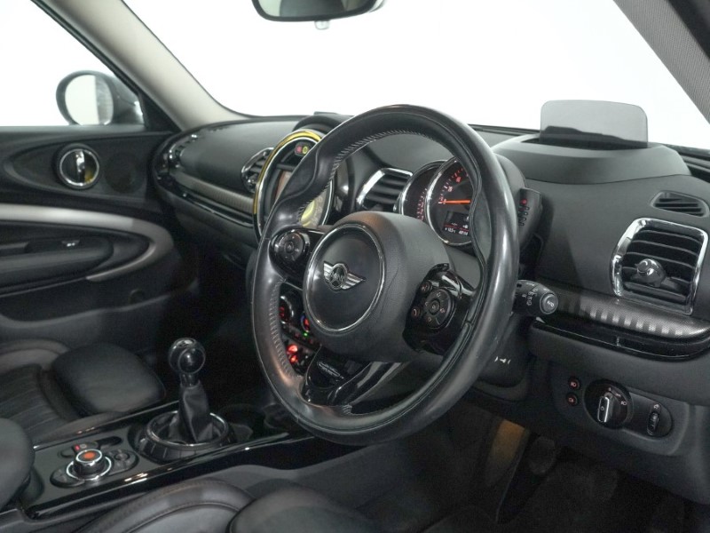 2017 (17) MINI CLUBMAN 2.0 Cooper S ALL4 6dr [Chili Pack] 5100363