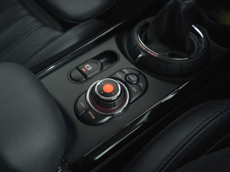 2017 (17) MINI CLUBMAN 2.0 Cooper S ALL4 6dr [Chili Pack] 5100381