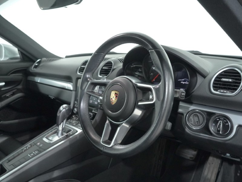 2018 (67) PORSCHE CAYMAN 2.0 2dr PDK 5094355