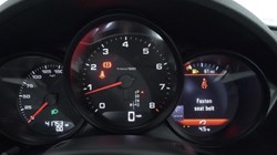 2018 (67) PORSCHE CAYMAN 2.0 2dr PDK 5094335