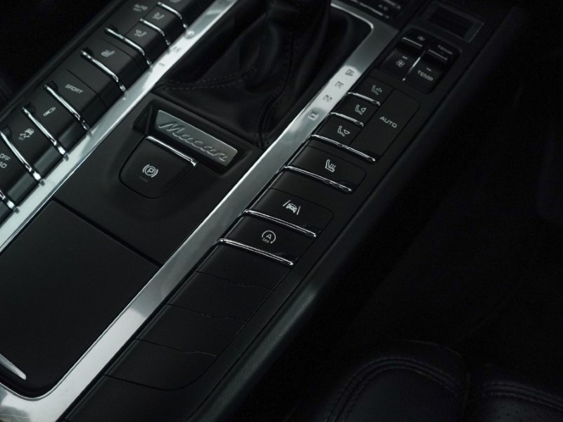 2019 (68) PORSCHE MACAN 5dr PDK 5103718