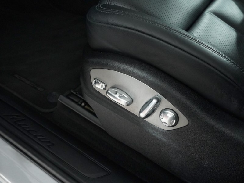 2019 (68) PORSCHE MACAN 5dr PDK 5103693