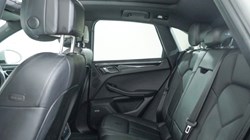 2019 (68) PORSCHE MACAN 5dr PDK 5103690