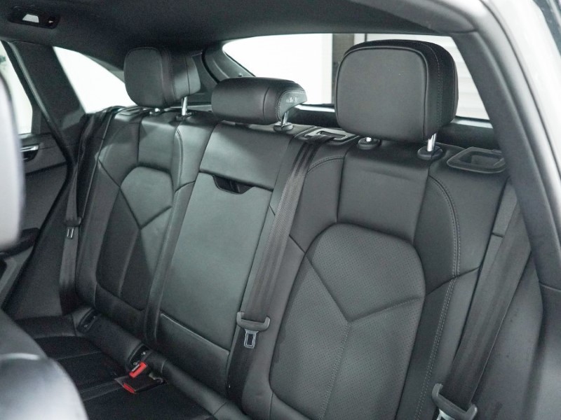 2019 (68) PORSCHE MACAN 5dr PDK 5103692