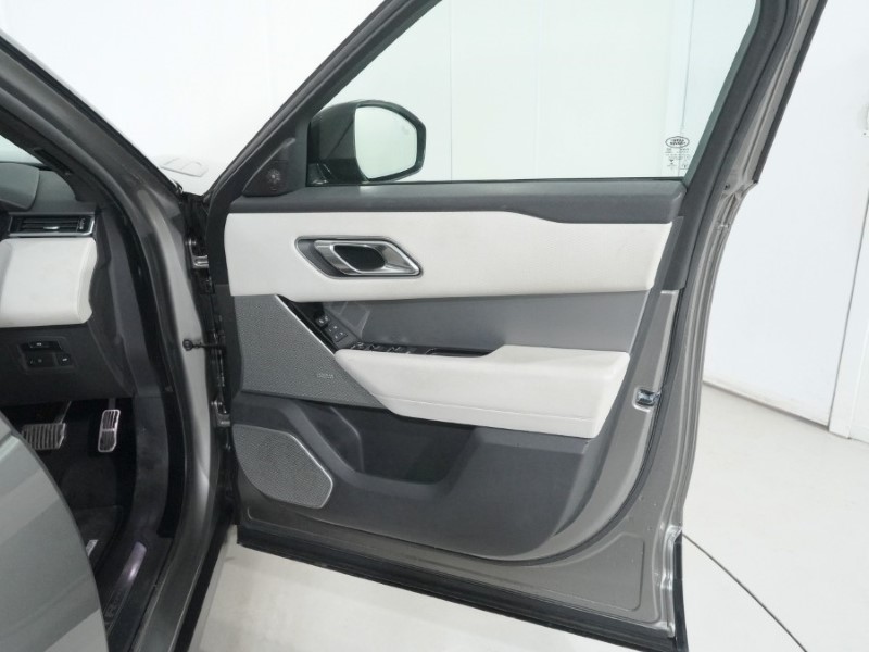 2017 (67) LAND ROVER RANGE ROVER VELAR 2.0 D240 R-Dynamic SE 5dr Auto 5104161