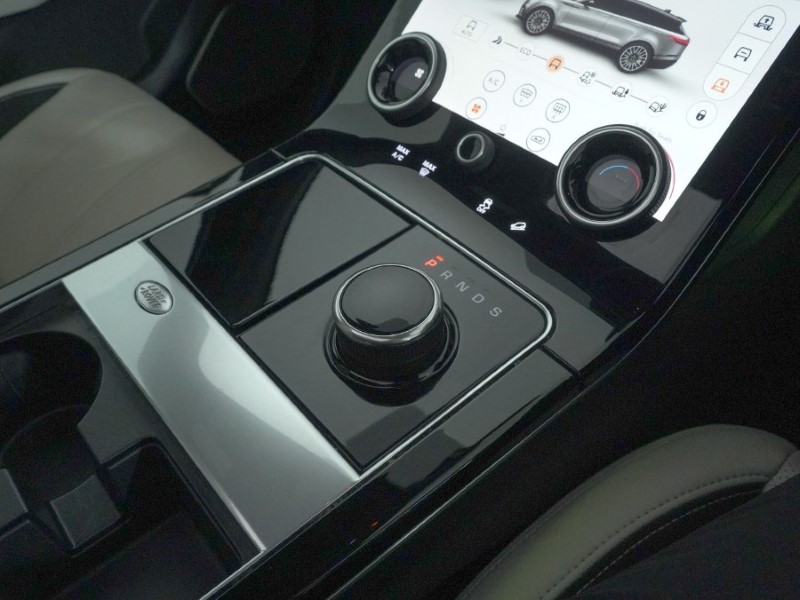 2017 (67) LAND ROVER RANGE ROVER VELAR 2.0 D240 R-Dynamic SE 5dr Auto 5104173
