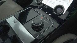 2017 (67) LAND ROVER RANGE ROVER VELAR 2.0 D240 R-Dynamic SE 5dr Auto 5104173