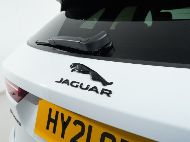 2021 (21) JAGUAR F-PACE 2.0 P400e R-Dynamic HSE 5dr Auto AWD 5111953