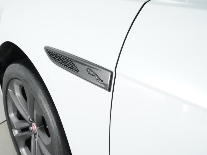 2021 (21) JAGUAR F-PACE 2.0 P400e R-Dynamic HSE 5dr Auto AWD 5111957